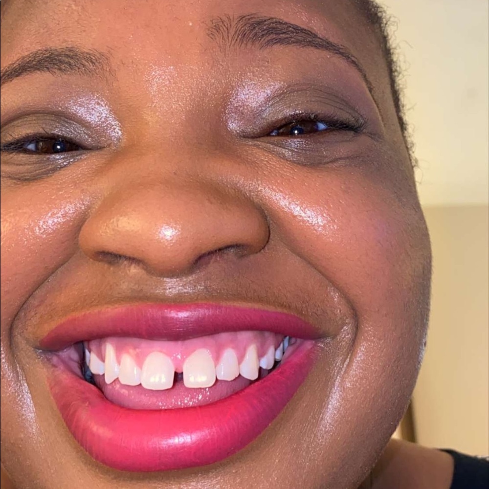 Meet your Posher, Harmony